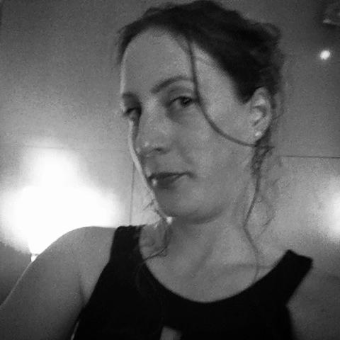 Meet Sara, a Greek single in Athens, Greece | Greek Connection