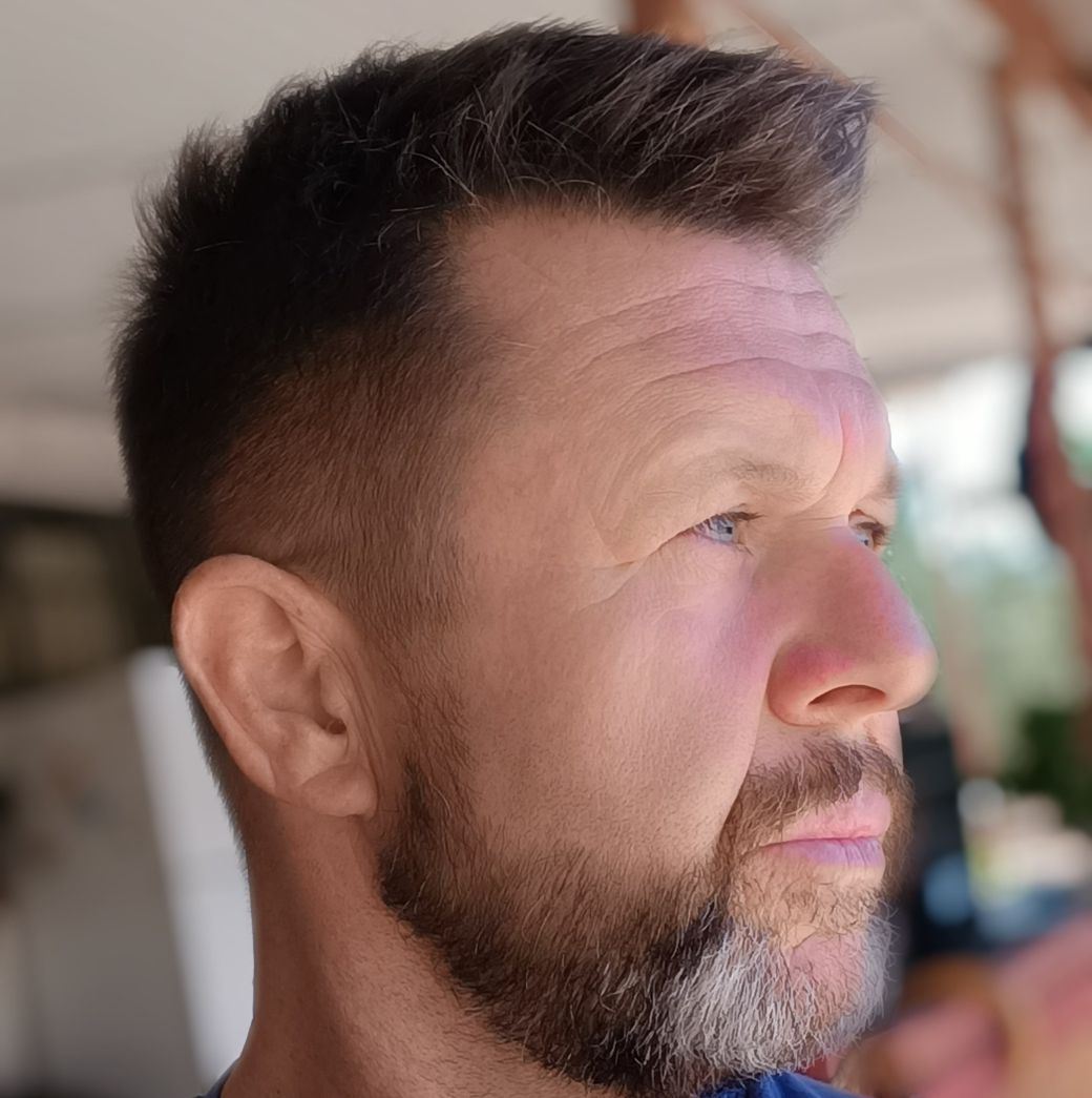 Meet George, a Greek single in NEAPOLI, Greece | Greek Connection