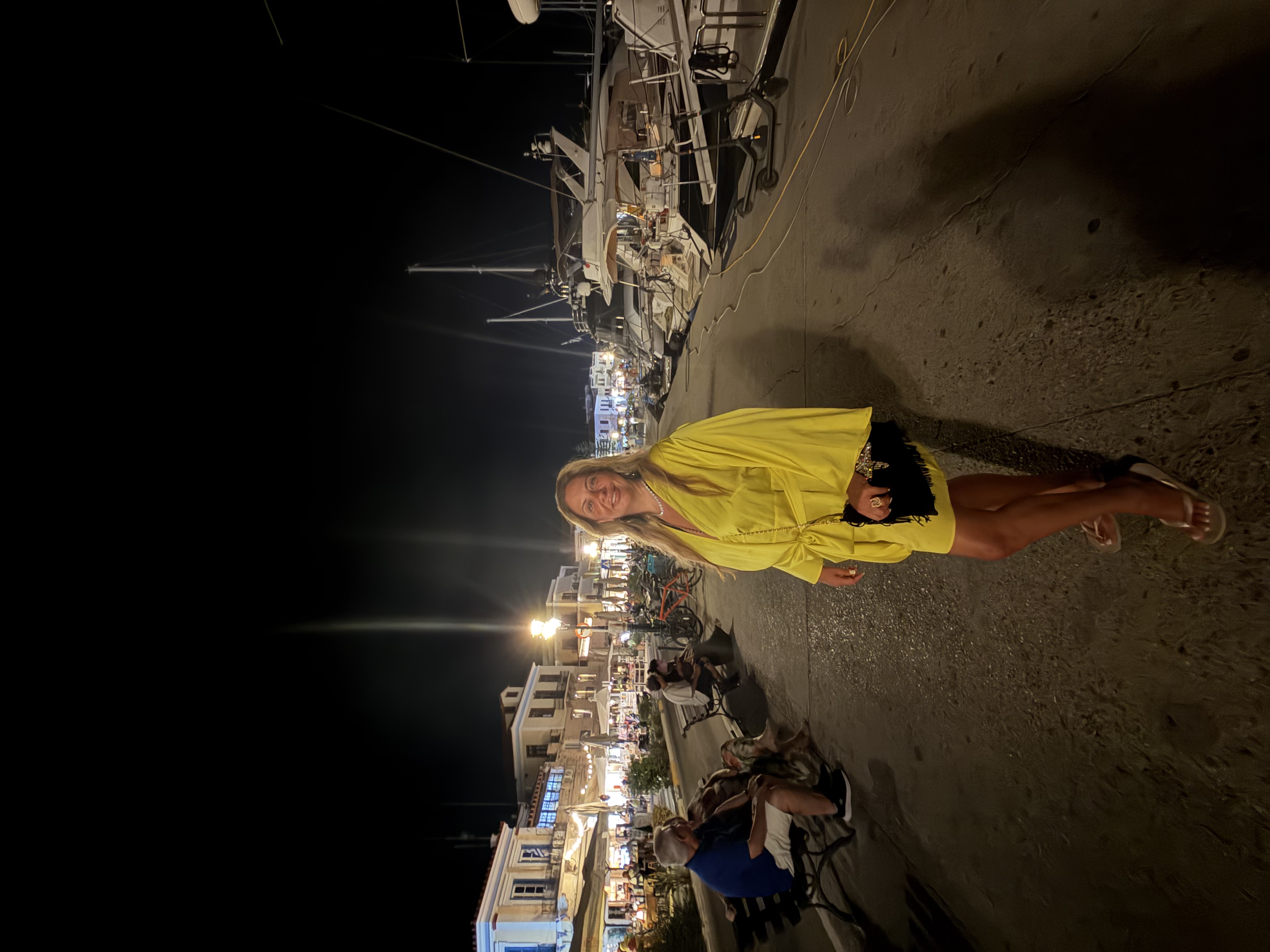 Irini, Greek single in Athens, Greece - Greek Connection