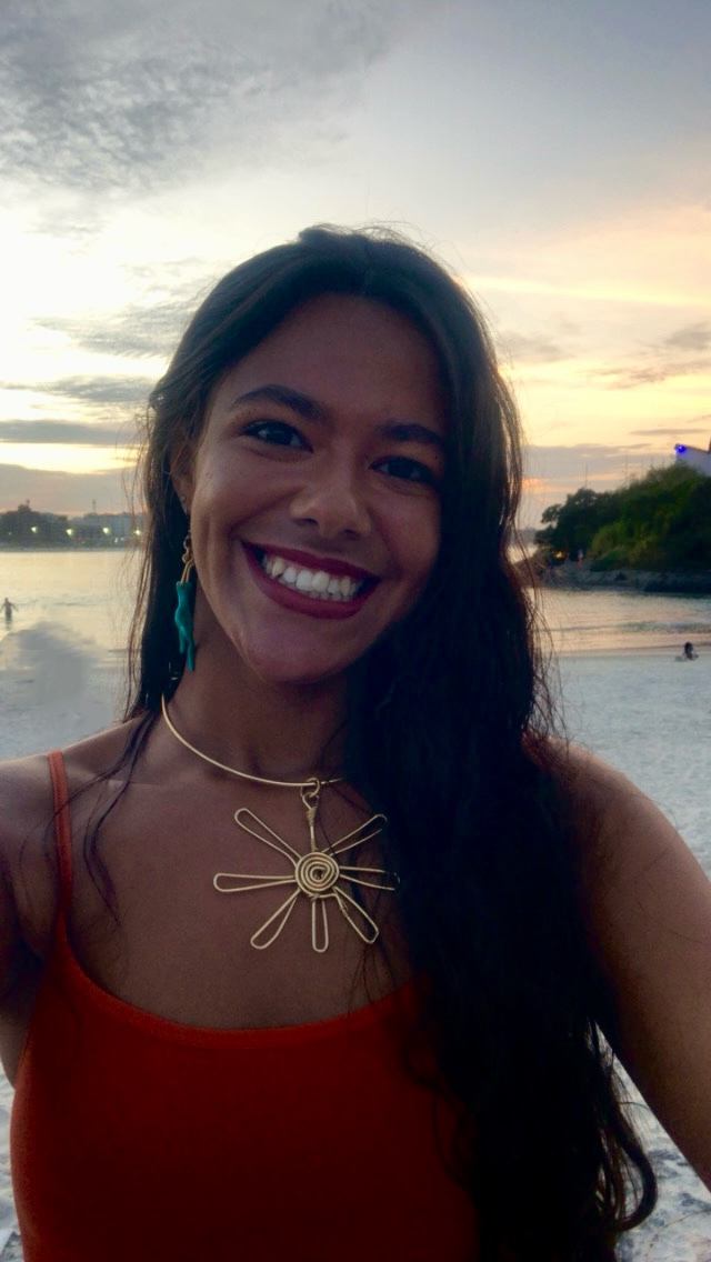 Orsalía, Greek single in Cabo Frio, BR - Greek Connection