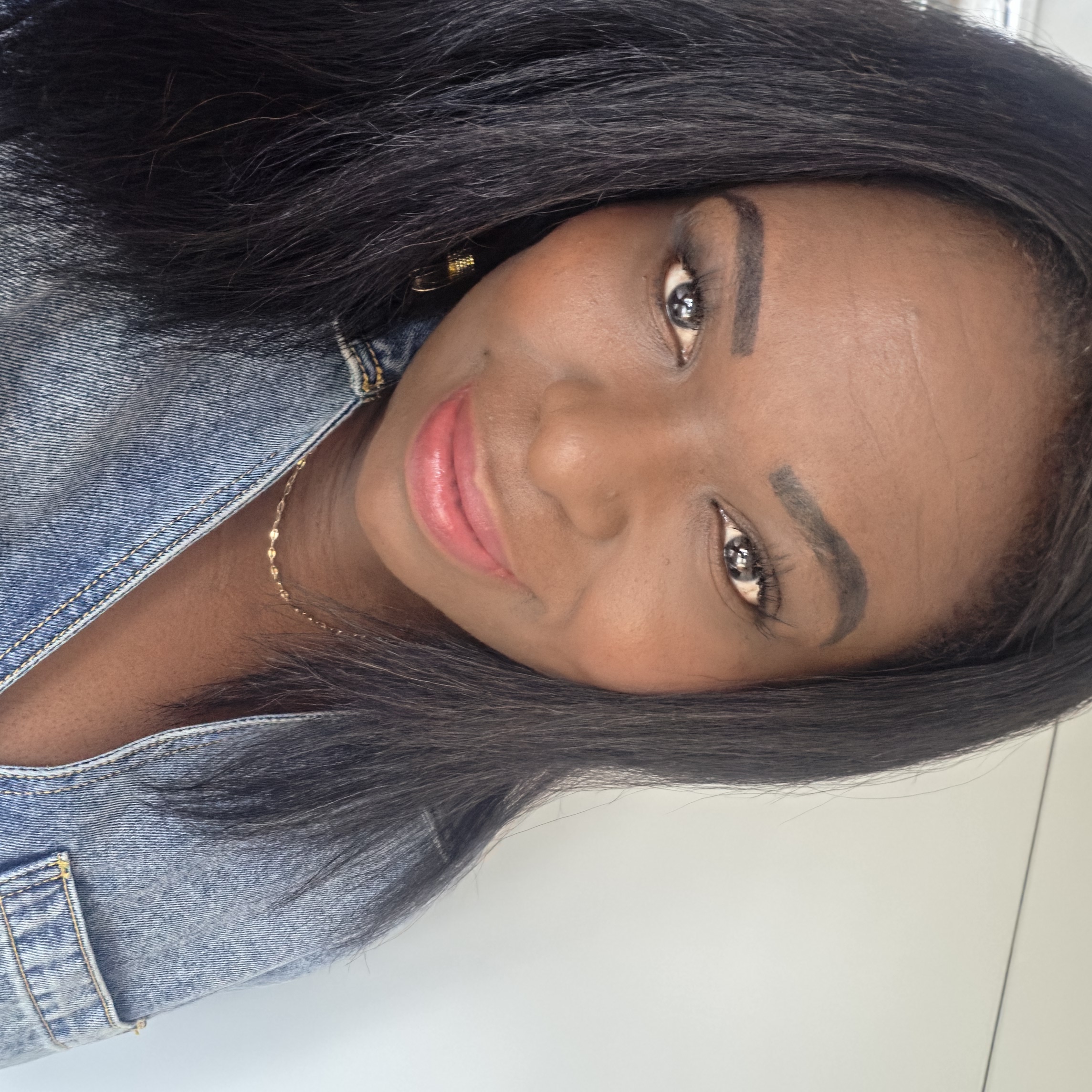 Meet Sharn, a Greek single in Wolverhampton, United Kingdom | Greek Connection